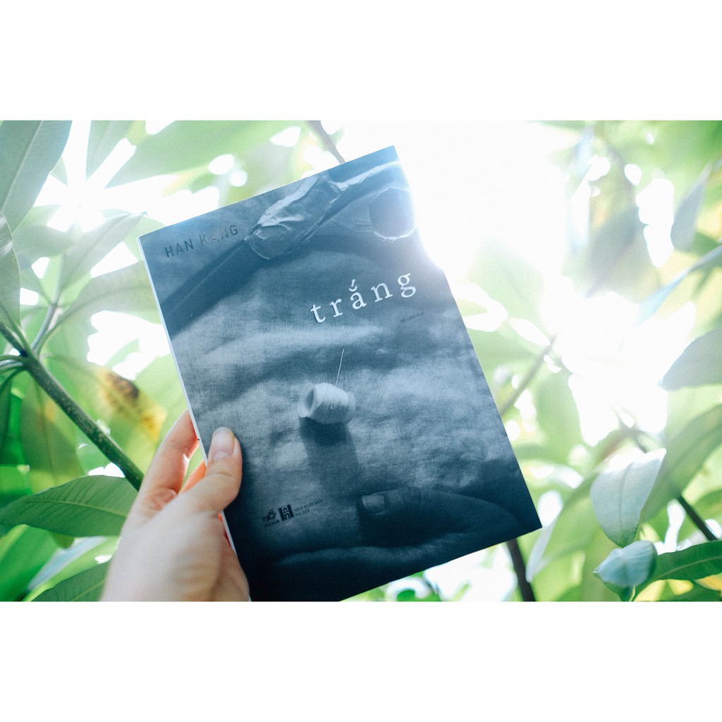 Sách - Trắng [Nhã Nam]