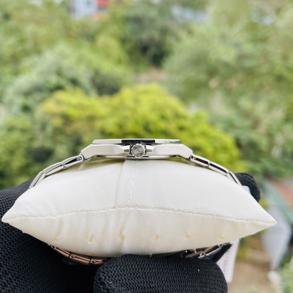 Đồng Hồ Nam Casio EFR-S108D-1A MẶT KÍNH SAPPHIRE chống nước độ sâu 100m bảo hành 12 tháng