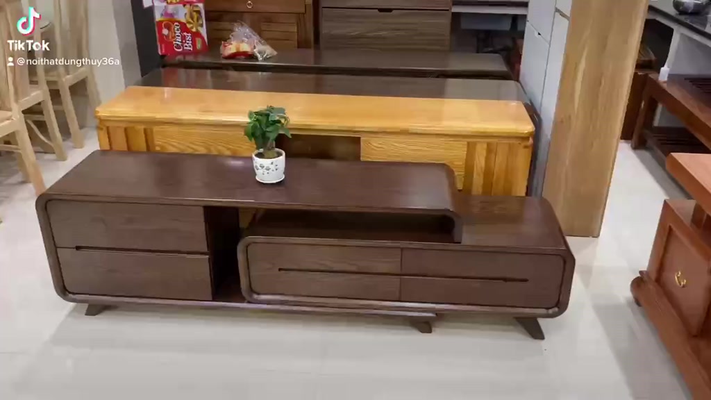 Kệ tivi chân rút cuốn góc 4 ngăn kéo gỗ sồi Nga KT10
