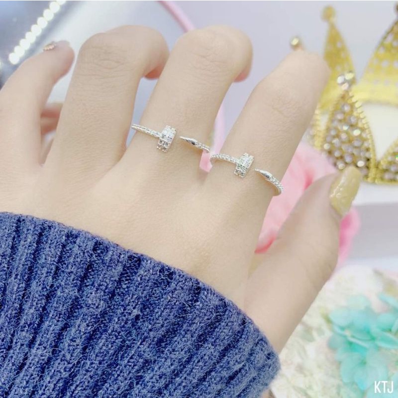 Nhẫn bạc Nhẫn đinh tán cá tính nạm đá trắng nhỏ free size Van Jewelry V10028