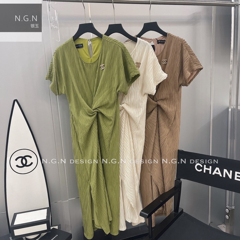 Váy xuông xoắn eo tăm sóng kèm tag đá