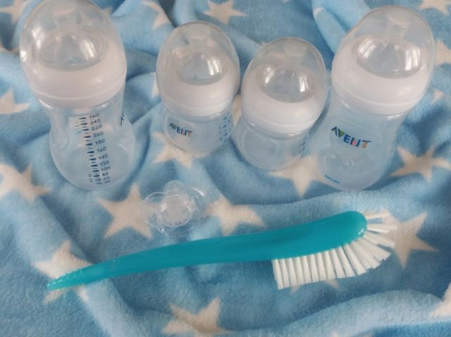 Set bình sữa Philips Avent Natural 125ml/260ml màu xanh cho bé