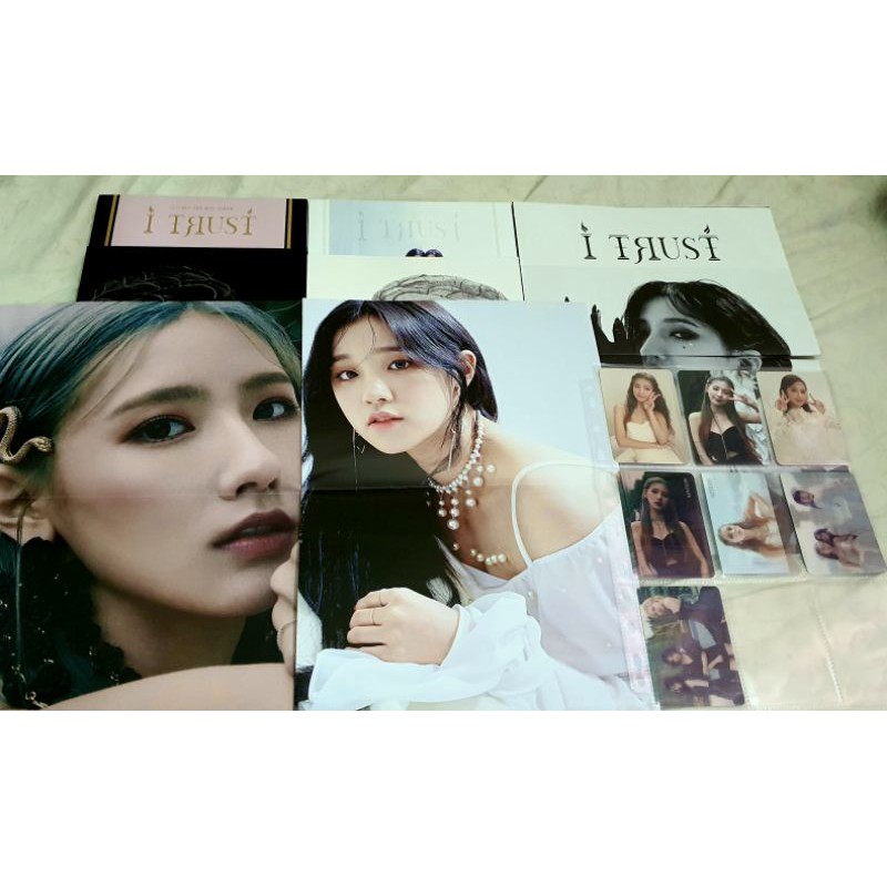 I-DLE bộ ảnh I Trust đã unseal có poster to
