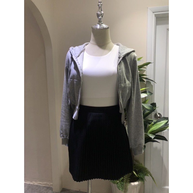 [Mã FAGREAT1505 giảm 8% tối đa 50K đơn 250K] Áo khoác - Hoodie croptop | BigBuy360 - bigbuy360.vn