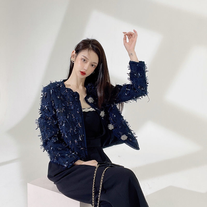 Xiaoxiang Áo Khoác Ngắn Cài Nút Họa Tiết Hoa Tua Rua Phong Cách Phương Tây Cho Nữ