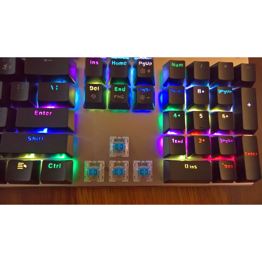 Bàn phím cơ Metoo zÊrÔ FullSize 104 phím LED RGB, Led Rainbow | BigBuy360 - bigbuy360.vn