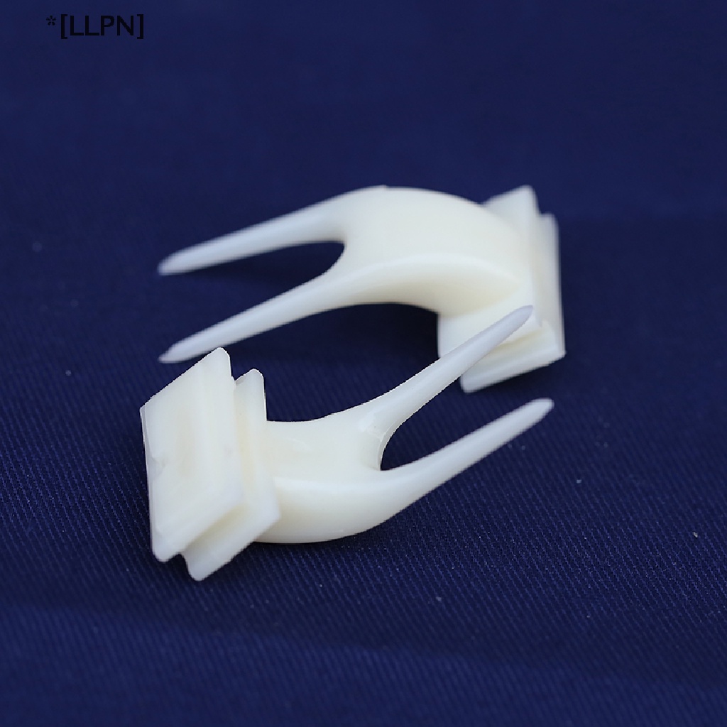 Set 10 Nĩa Đựng Thức Ăn / Trái Cây Gắn Lồng Chim Vẹt
