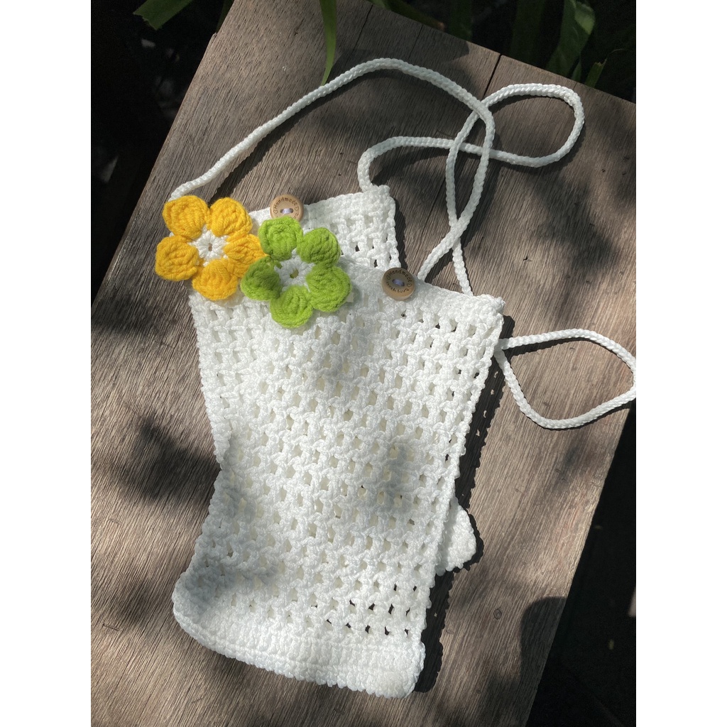 Túi mini bag màu trắng có bông hoa nhỏ đan móc handmade dễ thương (túi crochet nhỏ xinh mùa hè)