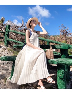 Váy Maxi hở lưng