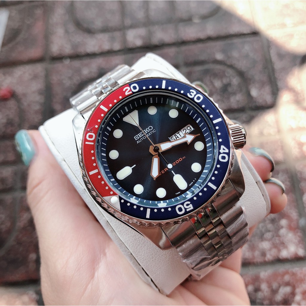Đồng Hồ Nam Seiko Pepsi Dirver200 SKX009K2 Dây Thép Máy Cơ