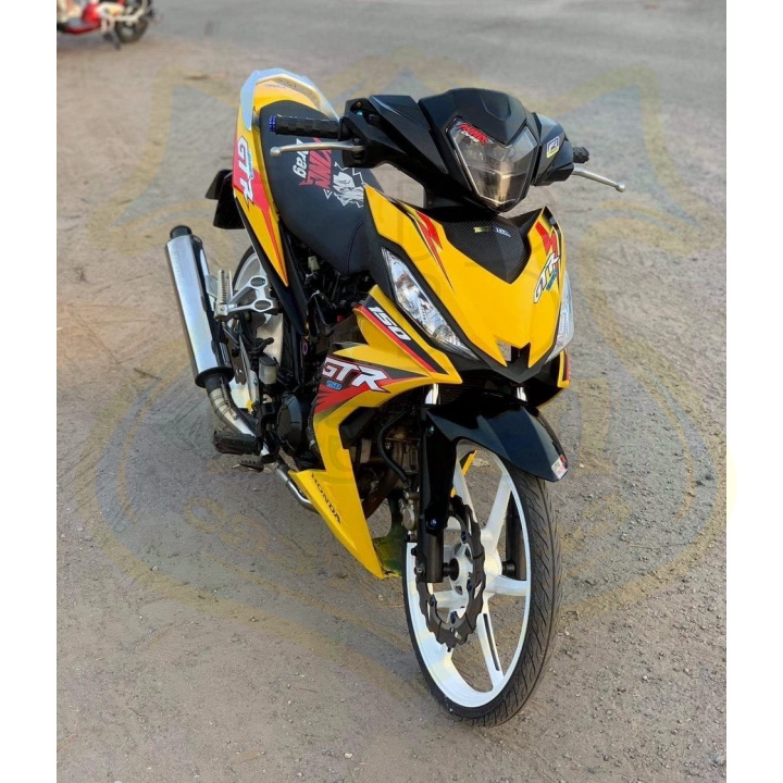 Tem winner GTR dán xe vàng