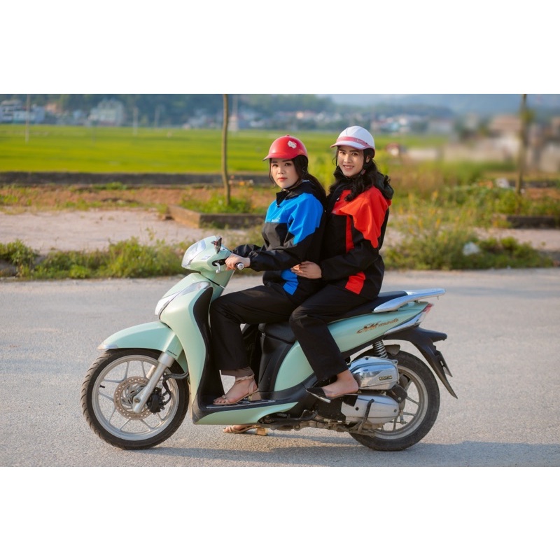 ÁO MƯA BỘ CHỐNG THẤM CAO CẤP 2 LỚP SAKURA