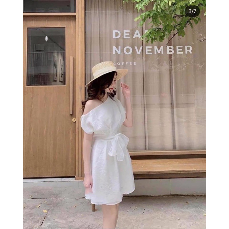 [Mã WASTMAY giảm 15% tối đa 30K đơn 150K] Đầm xoè lệch vai xốp thắt eo 2 màu | BigBuy360 - bigbuy360.vn