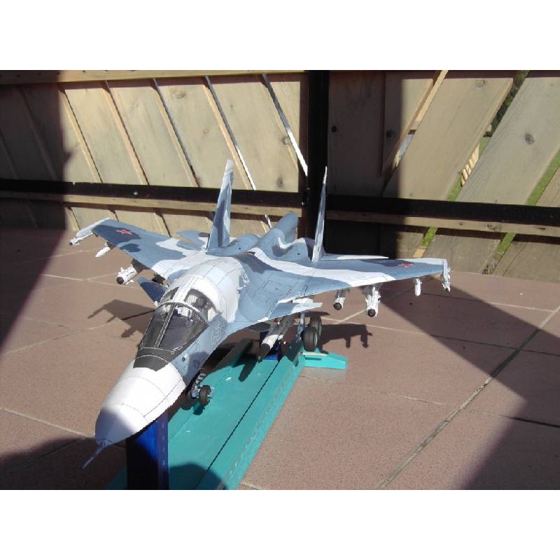 Bộ kit mô hình giấy 3D Máy bay Model Kartonowy - Fly Model 141 - Su-34