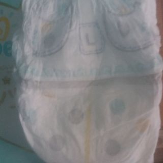 Tã quần Pampers L (1cái).