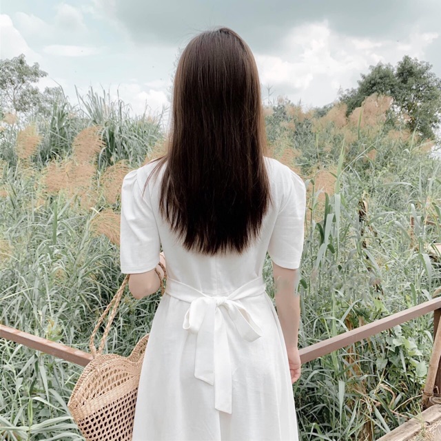 [Mã FATHANG5 giảm 10K đơn 50K] Đầm trắng cổ tròn thắt eo (kèm hình thật) | BigBuy360 - bigbuy360.vn