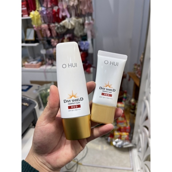 KEM CHỐNG NẮNG OHUI DAY SHIELD PERFECT SUN BLACK/RED SPF50+/PA++++ 50ml (tách set)