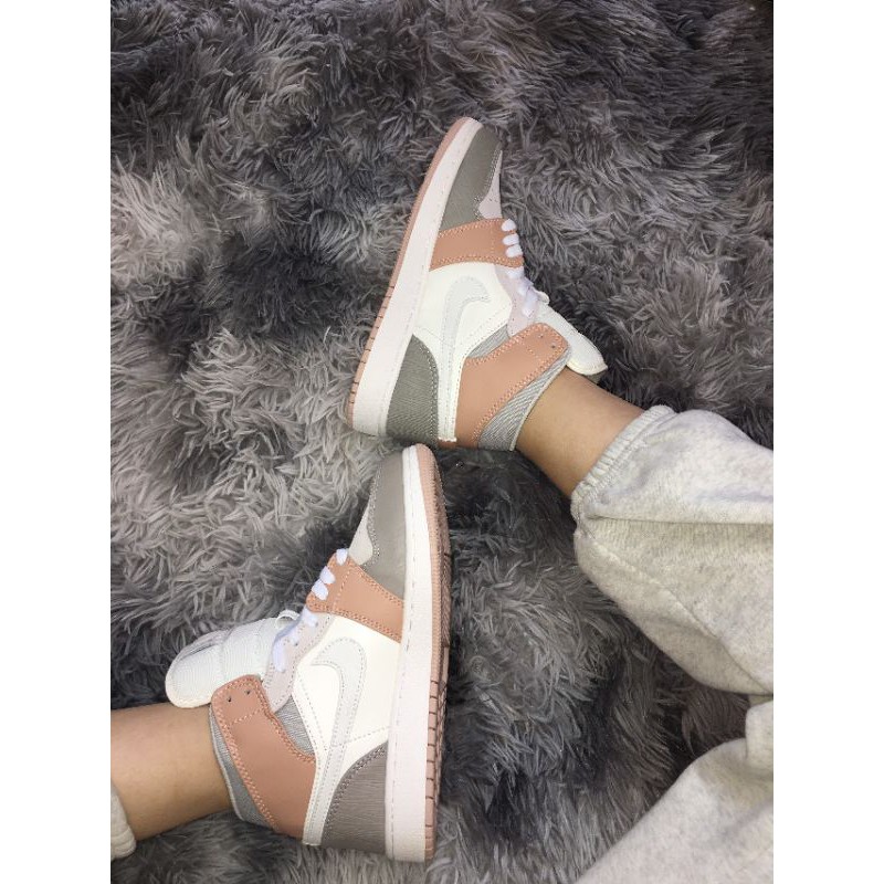 Jordan Milan cổ cao