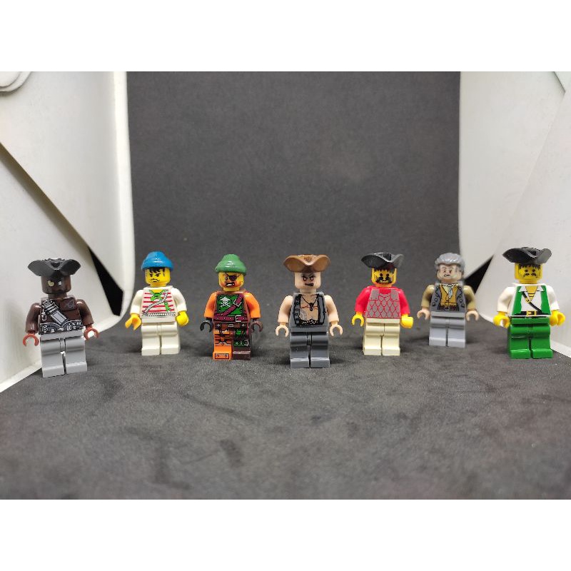 ĐỒ CHƠI LẮP RÁP 😍GIÁ SỐC😍Combo 5 nhân vật minifigures CƯỚP BIỂN 90% ngẫu nhiên