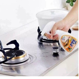Chai Xịt Tẩy Rửa Đa Năng Hàn Quốc Thách Thức Mọi Vết Bẩn Cứng Đầu Nhất