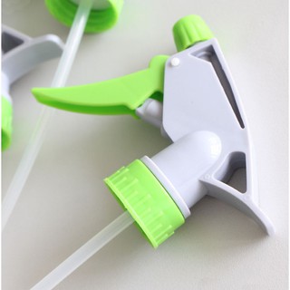 Đầu xịt nhỏ gắn chai, tận dụng vỏ chai để tưới cây, xịt phun sương, phun thuốc...