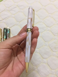 Bút Ngọc Trai