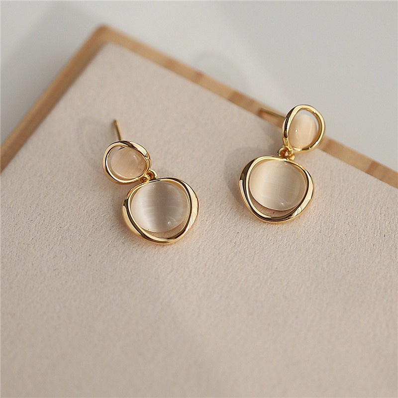 Đôi bông tai đính đá opal giả phong cách Hàn Quốc dễ phối đồ