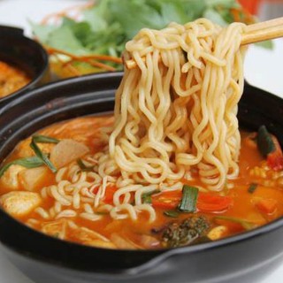 SỈ 1 THÙNG MÌ KHÔNG GIA VỊ HÀN QUỐC 110G