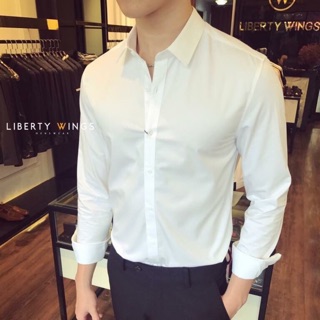 Áo sơ mi trơn đủ màu chất vải late lụa mềm mịn có đủ màu nha anh em