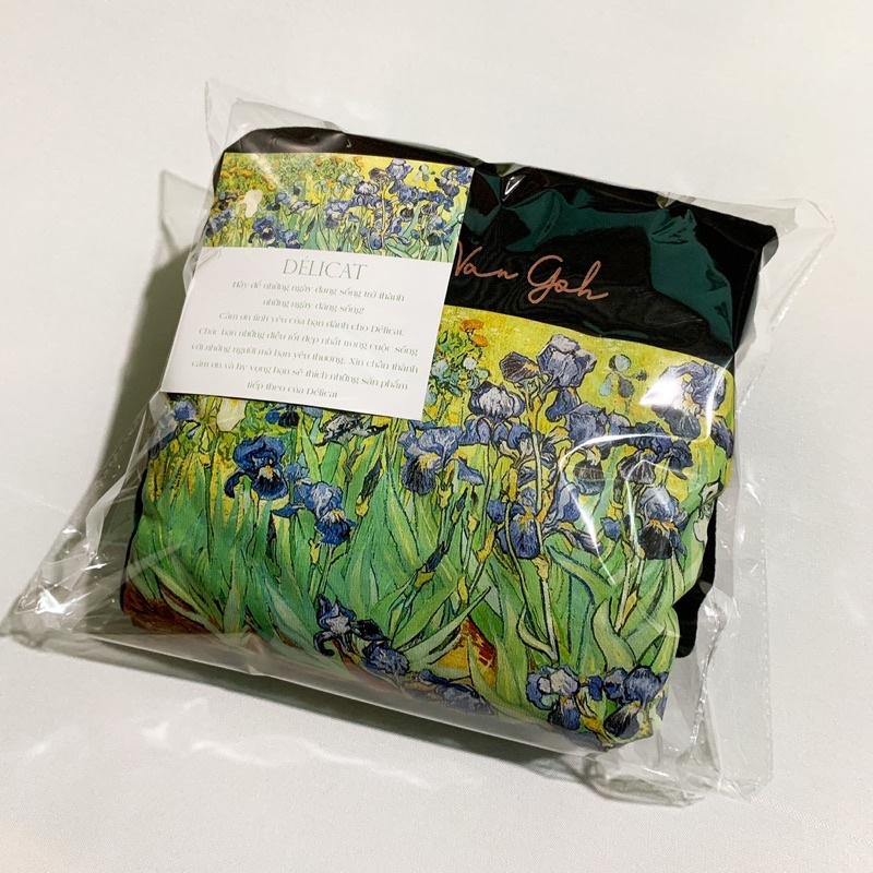 Áo hoodie tranh Hoa Diên Vĩ - Vangogh