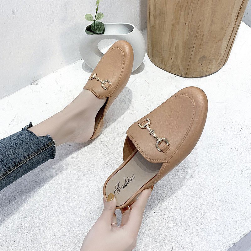 (CÓ 3 MÀU) Giày sục nữ trơn móc khóa đơn giản dễ phối đồ | BigBuy360 - bigbuy360.vn