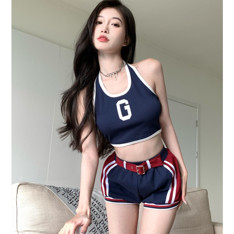 Bộ Đồ Thể Thao Áo Cổ Yếm Phối Quần Short Dáng Rộng Lưng Cao Thời Trang Mùa Hè Cho Nữ