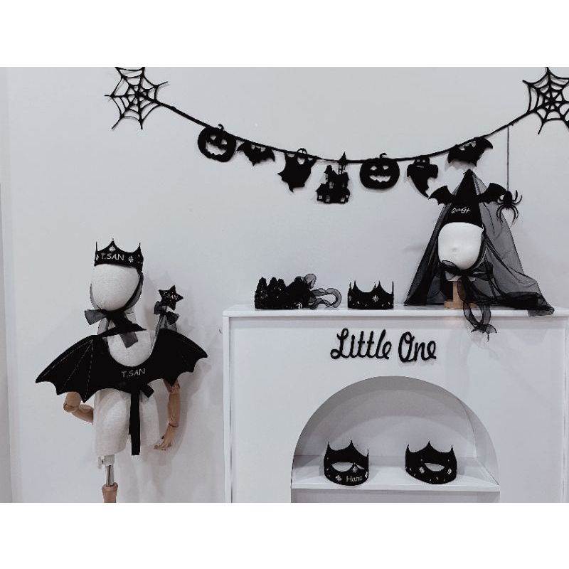 Cánh dơi halloween thêu tên hot nhất 2022