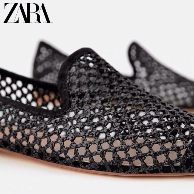 Slipon lưới đay màu đen hiệu Zara Auth 100%