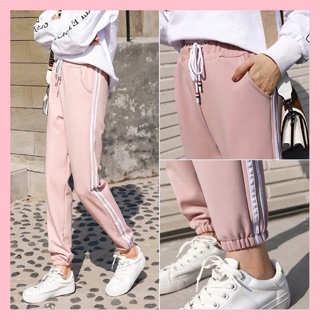 Quần jogger nỉ kẻ sọc màu hồng
