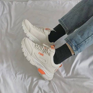 Giày sneaker nữ đẹp mới nhất đế cao