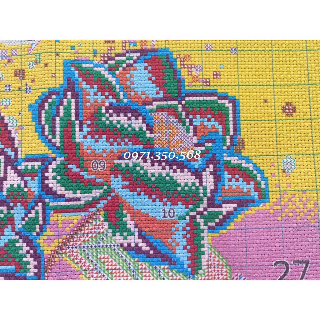 Tranh thêu chữ thập Cá chép dưới trăng AA2013 I 50x92cm