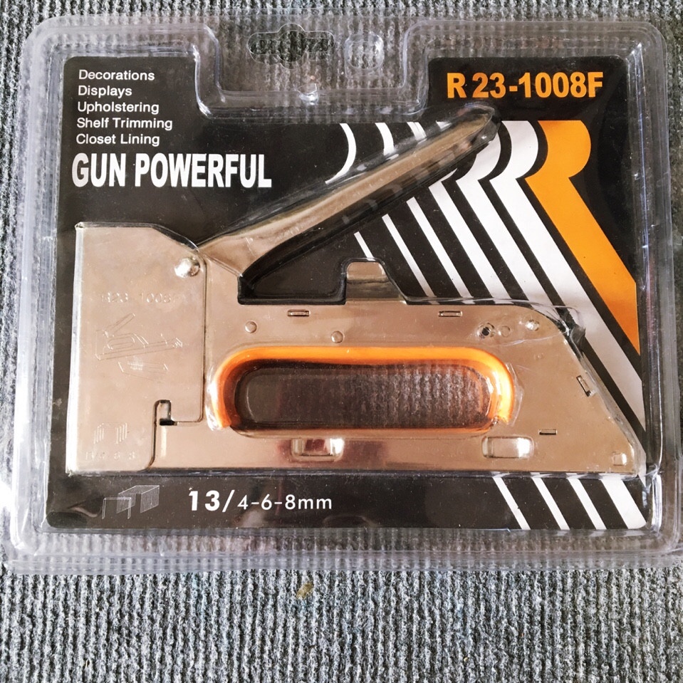 Súng bắn ghim tốt + 1 hộp ghim