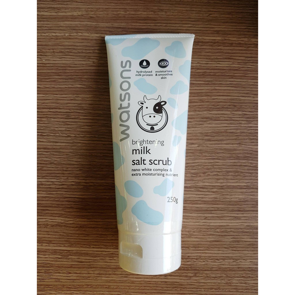 Tẩy Tế Bào Chết Watsons Brightening Milk Salt Scrub 250g