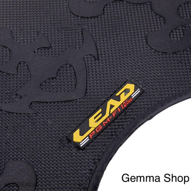 Thảm cao su để chân xe lead