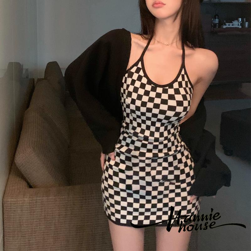 Đầm dệt kim cổ yếm không tay họa tiết kẻ sọc cho nữ