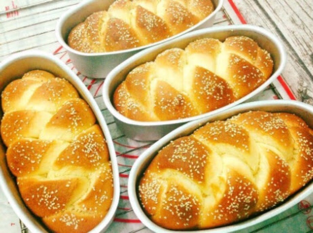 Khuôn oval bánh mì hoa cúc