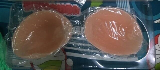 ÁO dán ngực tạo khe  silicon. | BigBuy360 - bigbuy360.vn