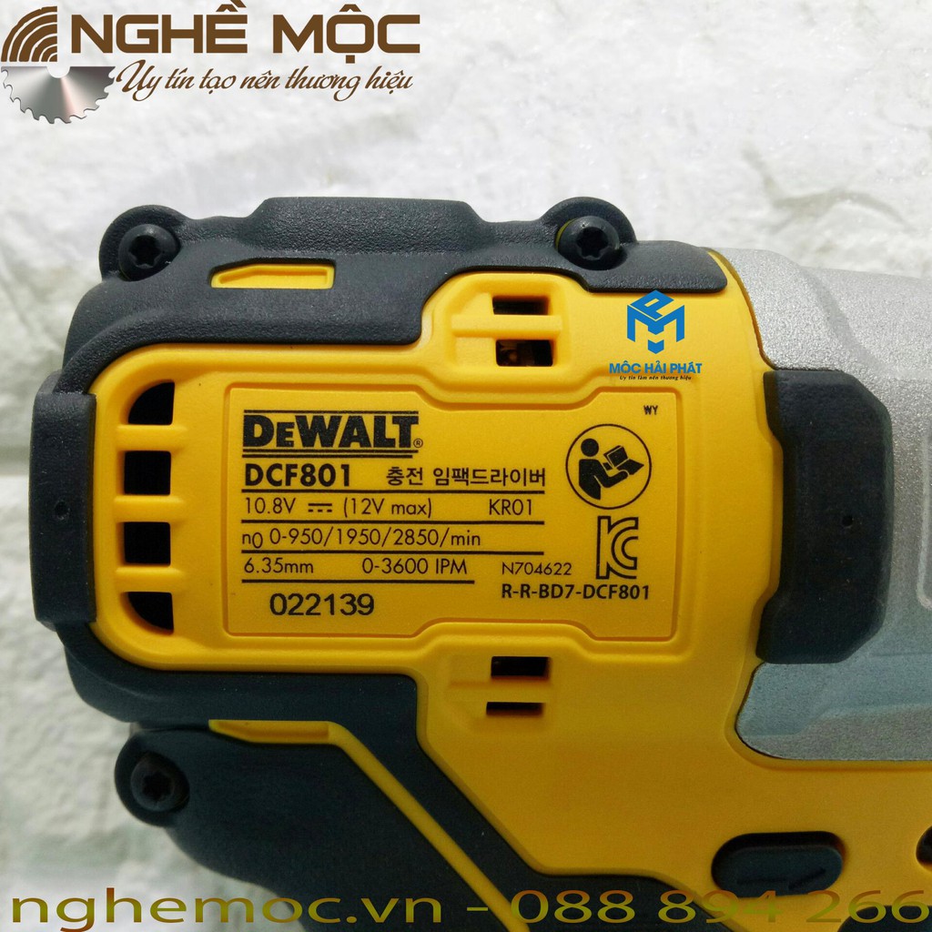 máy vặn vít dùng pin DEWALT 12V DCF801