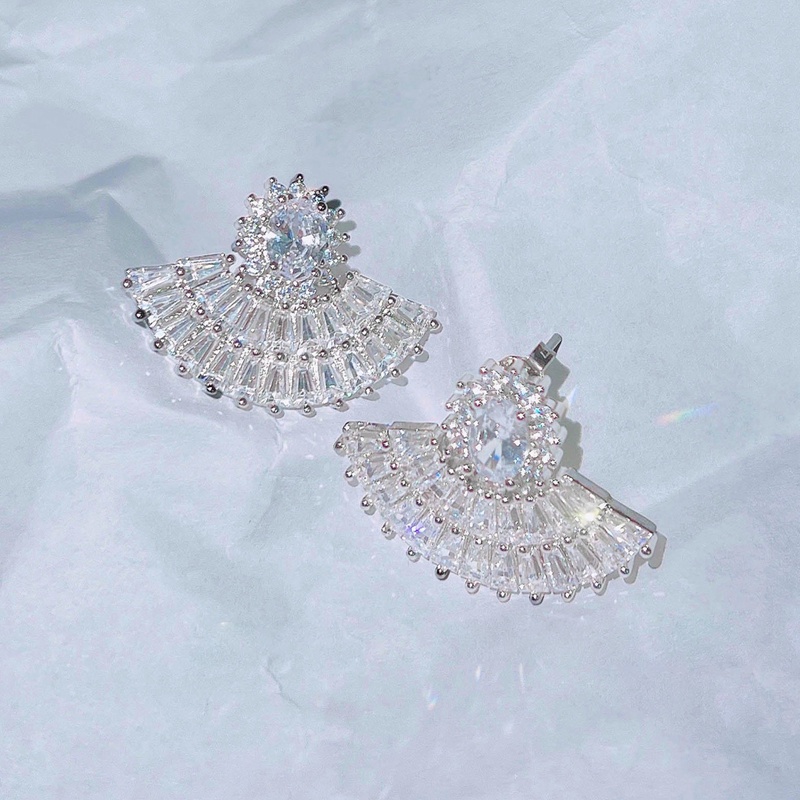 Khuyên Tai Hình Quạt Đính Đá Zircon Dễ Thương Cho Nữ