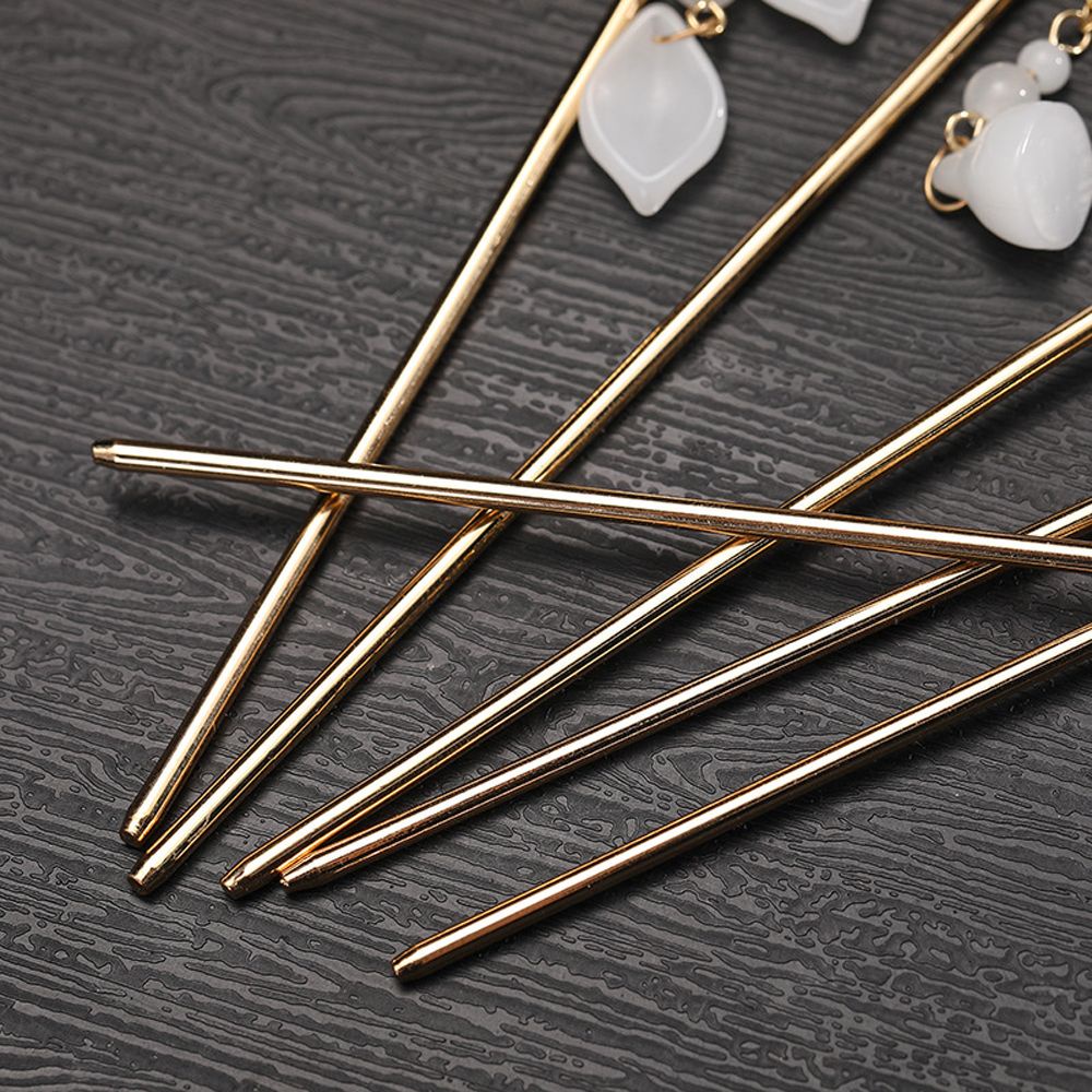 Trâm cài tóc hình nĩa đính ngọc trai phối tua rua màu sắc cổ điển sang trọng phong cách Trung Hoa sang trọng cho cô dâu