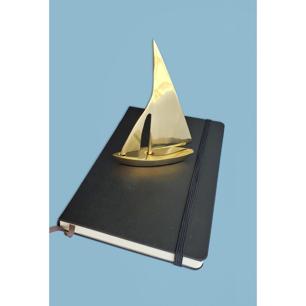 Chặn giấy thuyền buồm đua - loại lớn 12.5 cm - Solid Brass Sailboat AITG