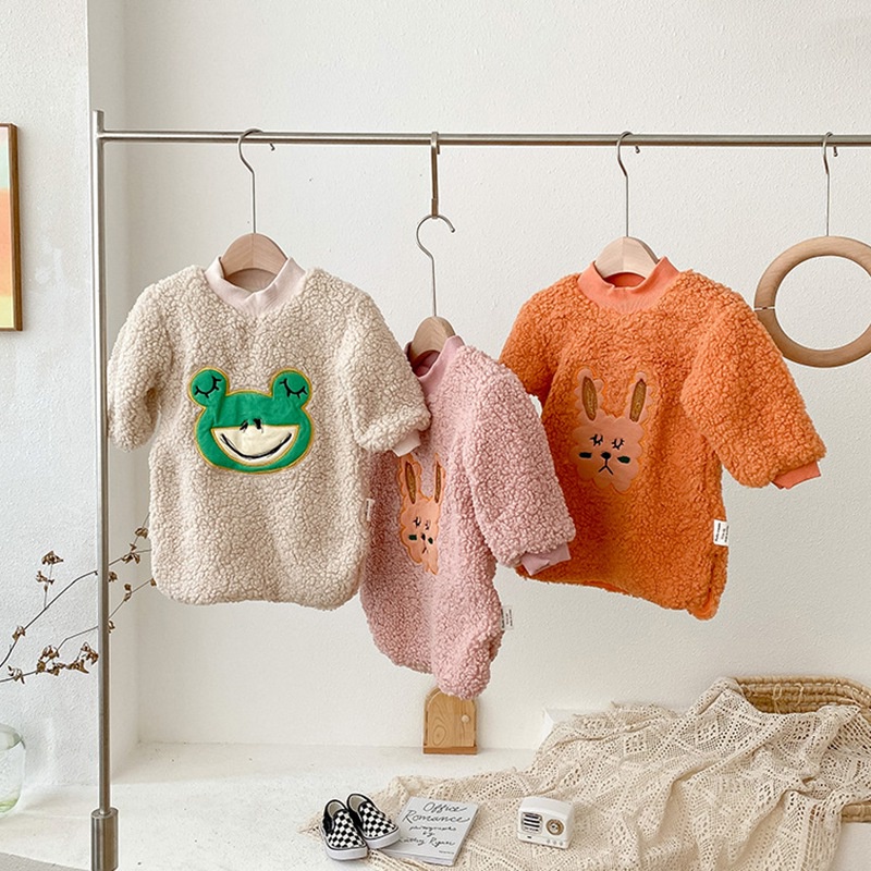 Áo khoác len lông cừu ấm áp phối hoạt hình xinh xắn cho bé gái