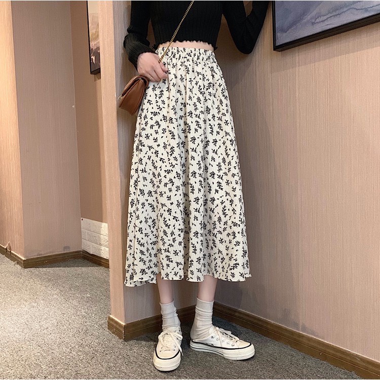 Chân váy midi hoa nhí phong cách ulzzang thời thượng | BigBuy360 - bigbuy360.vn