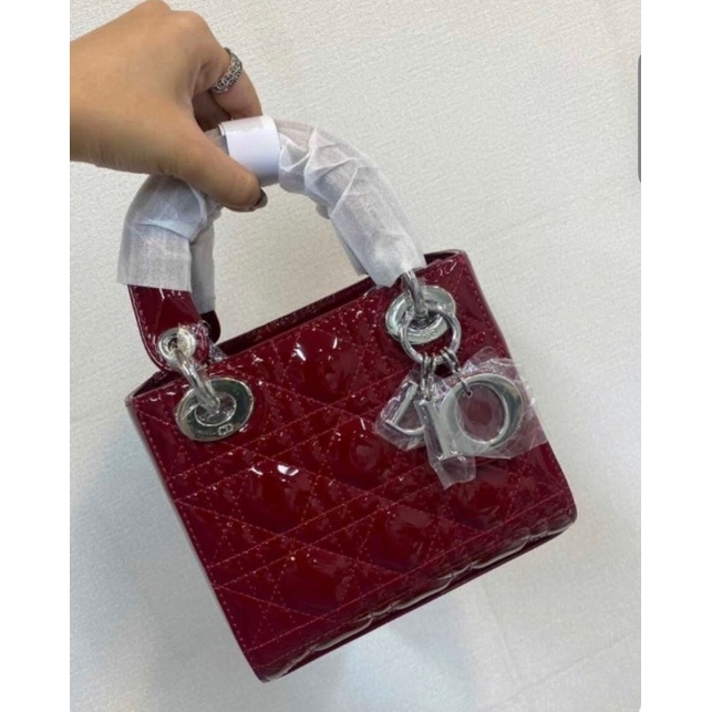 Dior cao cấp.